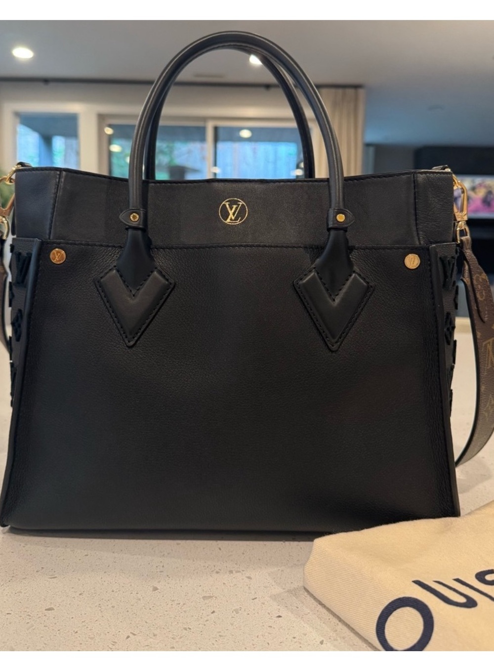 Louis Vuitton On My Side MM w/ upgraded strap; EUC - Picture 2 of 15